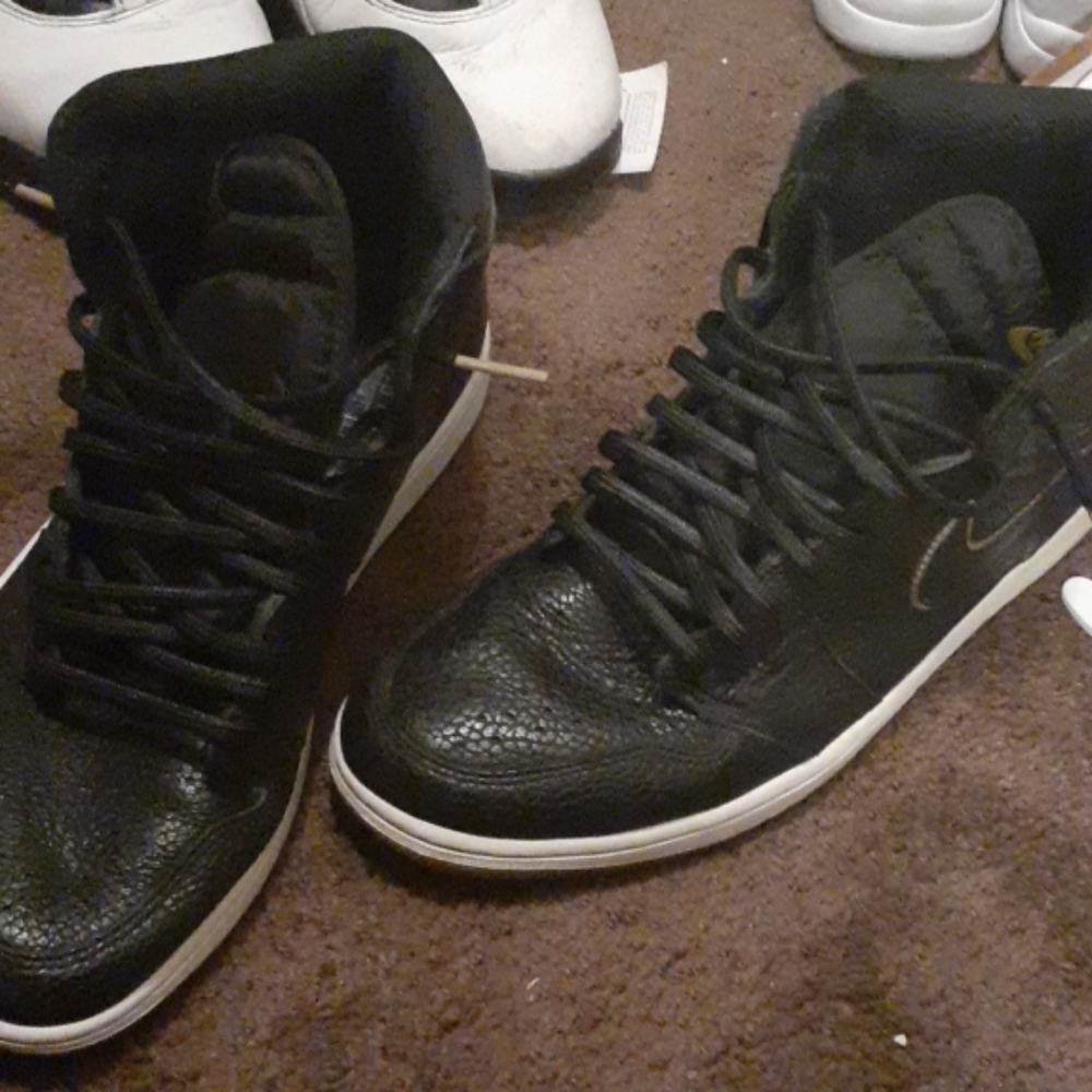 Retro 1s - Picture 2 of 2